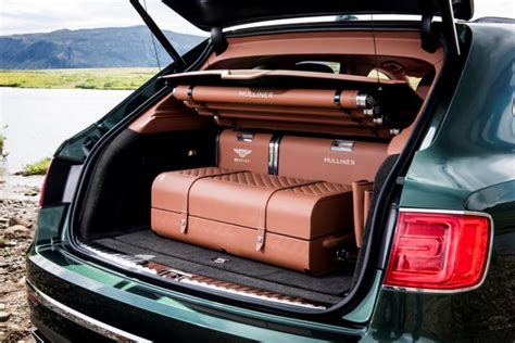 Cargo – Bentley.